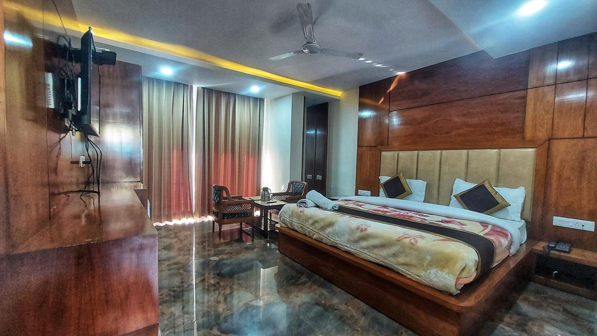 Hotel India House Dharamshala Exteriör bild
